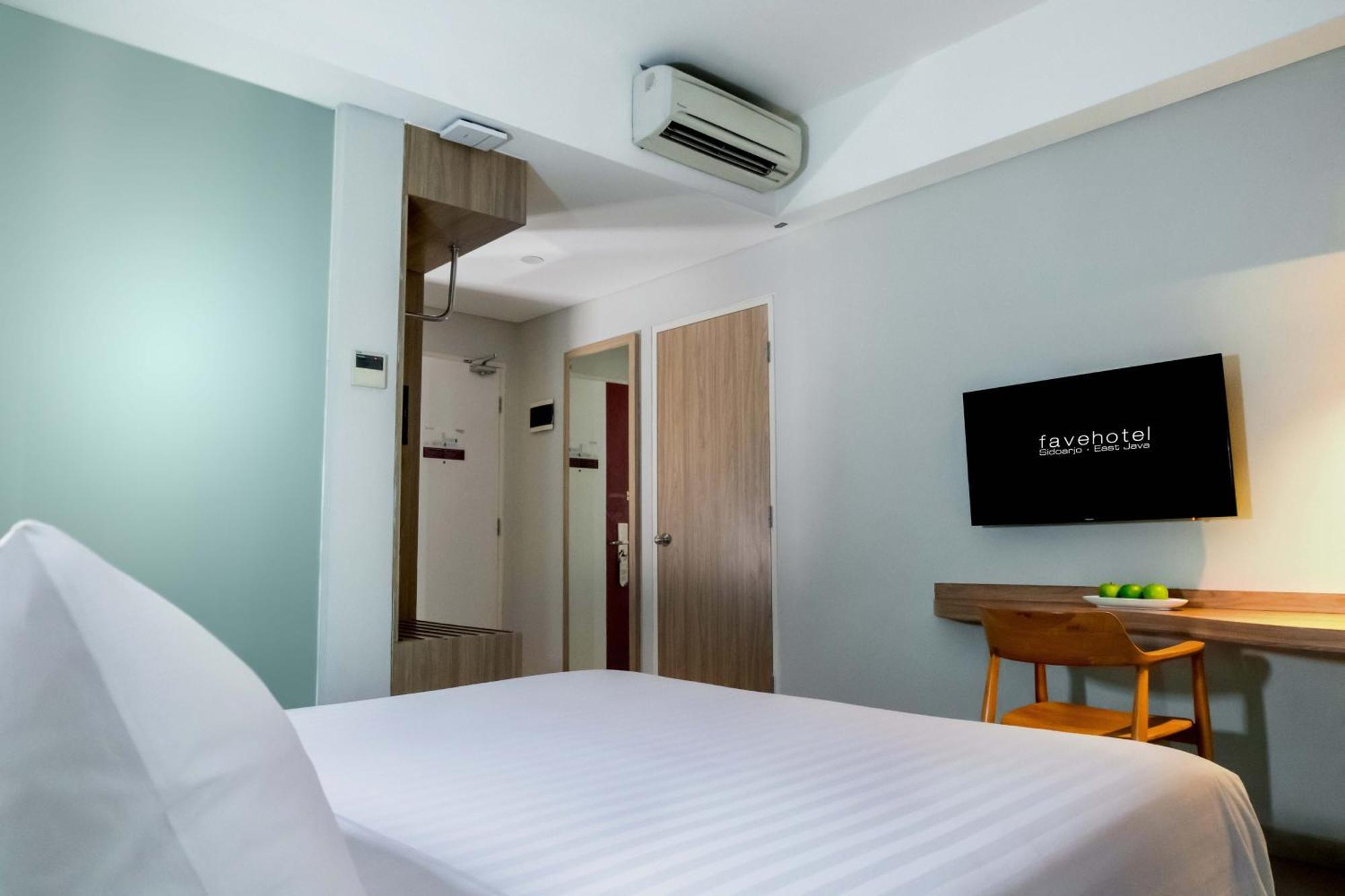 Favehotel Sidoarjo Exterior photo